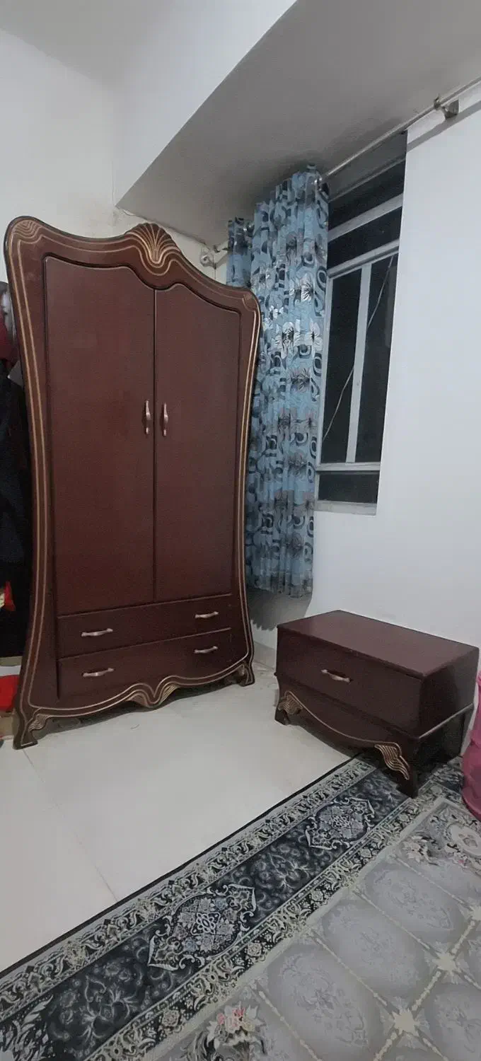 سرویس خواب تخت و کمد میز ارایش پاتختی|تخت و سرویس خواب|شیراز, شهرک مهرگان|دیوار