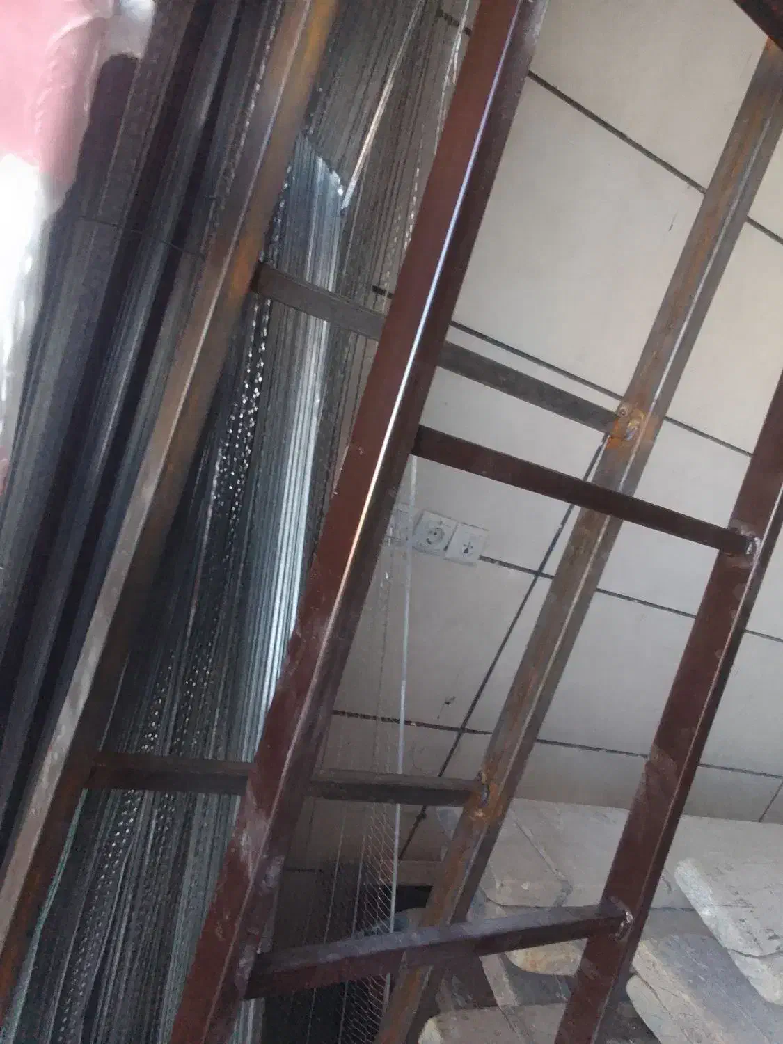 نردبان آهنی|مصالح و تجهیزات ساختمان|زنجان, |دیوار