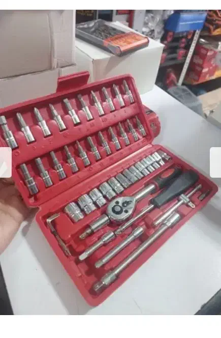 آچار بکس یا جعبه بکس۶۷۹ هزار به شرط|ابزارآلات|بروجرد, |دیوار