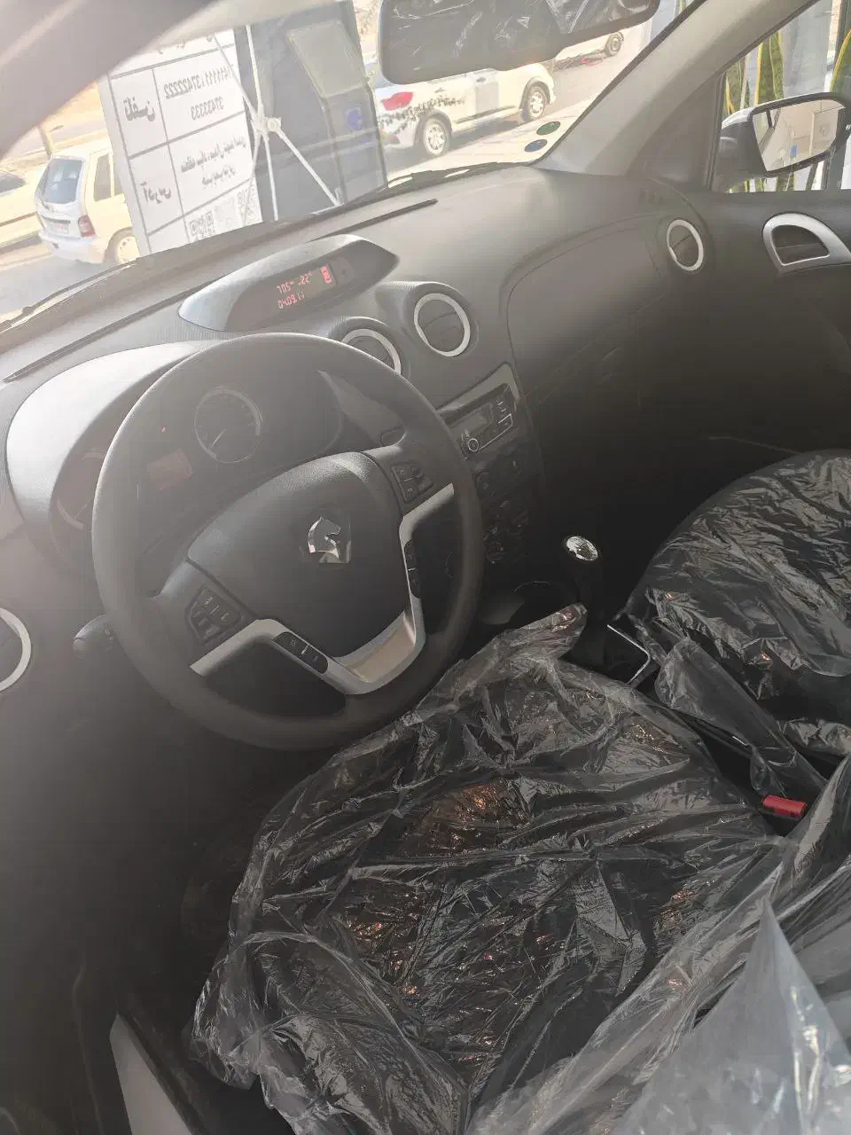 رانا پلاس سفید ۱۴۰۴ خشک|خودرو سواری و وانت|مشهد, سپاد|دیوار