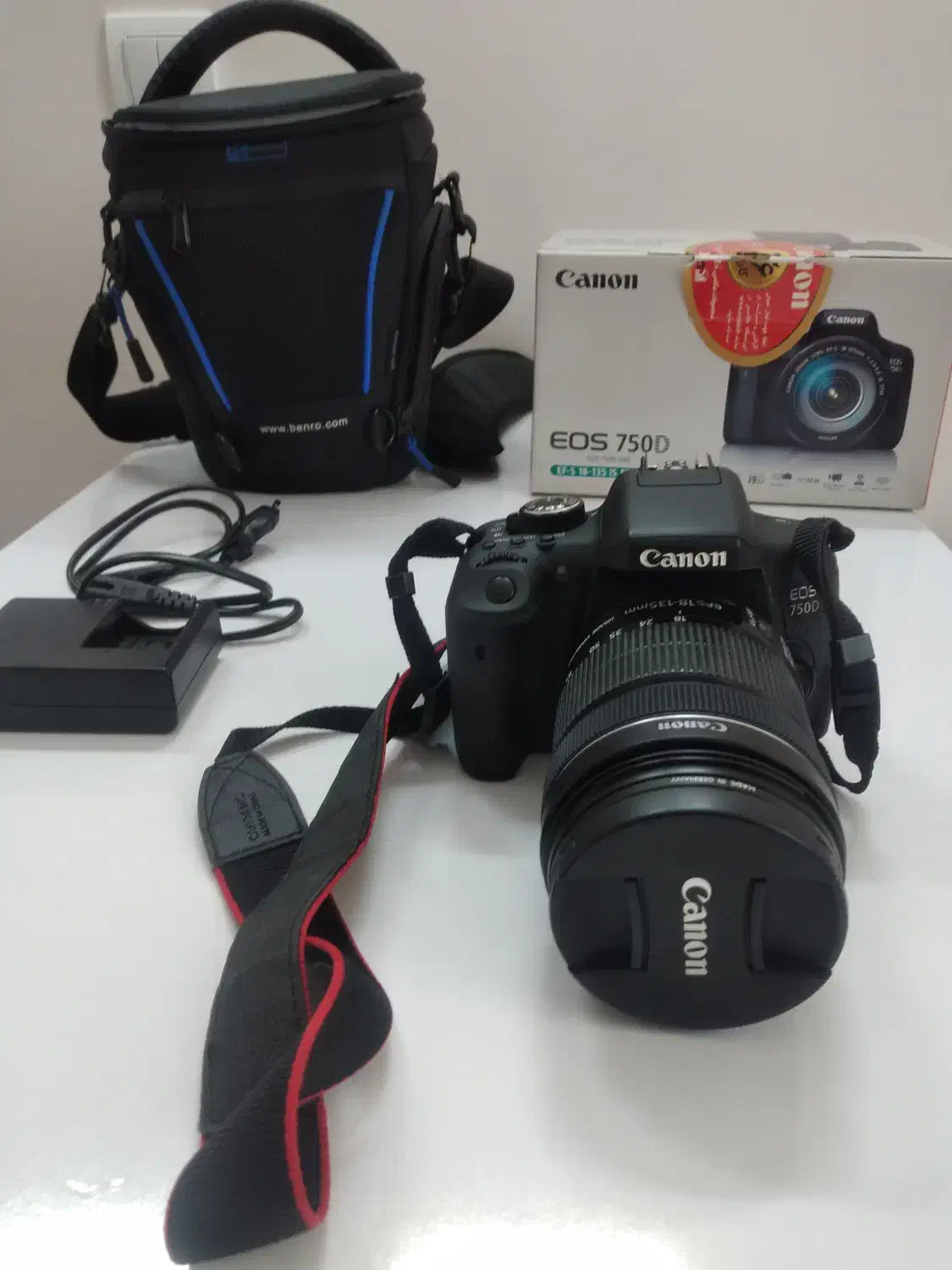 دوربین canon750D بالنز18-135|دوربین عکاسی و فیلم‌برداری|خمینی‌شهر, |دیوار