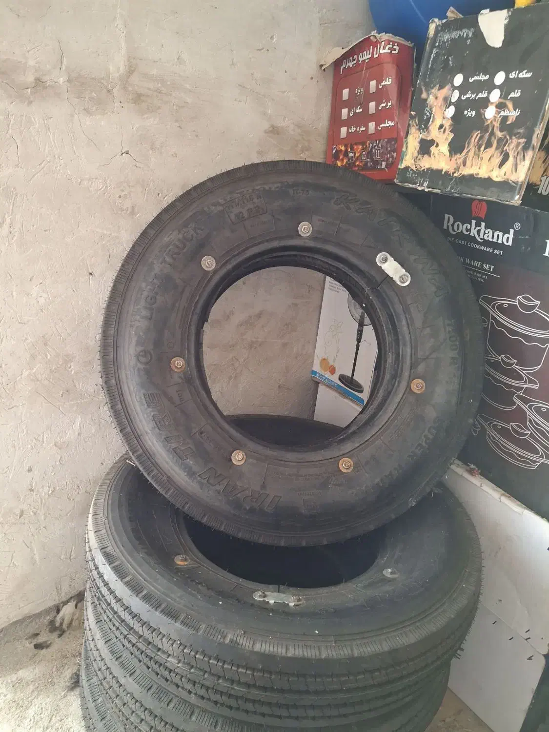 لاستیک سیمی روکش مخصوص تریلر تراکتور|قطعات یدکی و لوازم جانبی|پارس‌آباد, |دیوار