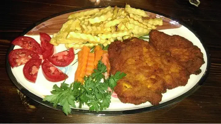 سراشپزایرانی هستم|استخدام خدمات فروشگاه و رستوران|رشت, پل تالشان|دیوار