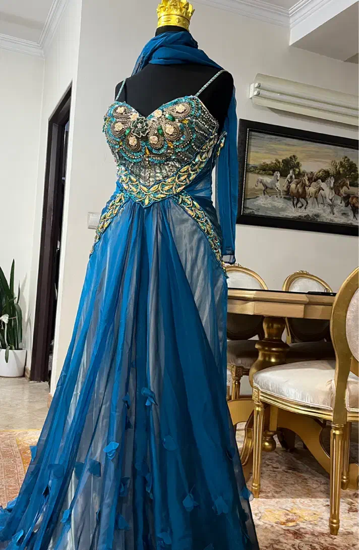 لباس مجلسی سنگ دوزی شده مجلسی|لباس|کرج, باغستان|دیوار