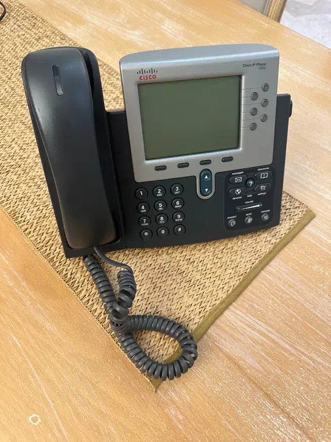 تلفن سیسکو|تلفن رومیزی|شهریار, شهرک وائین|دیوار