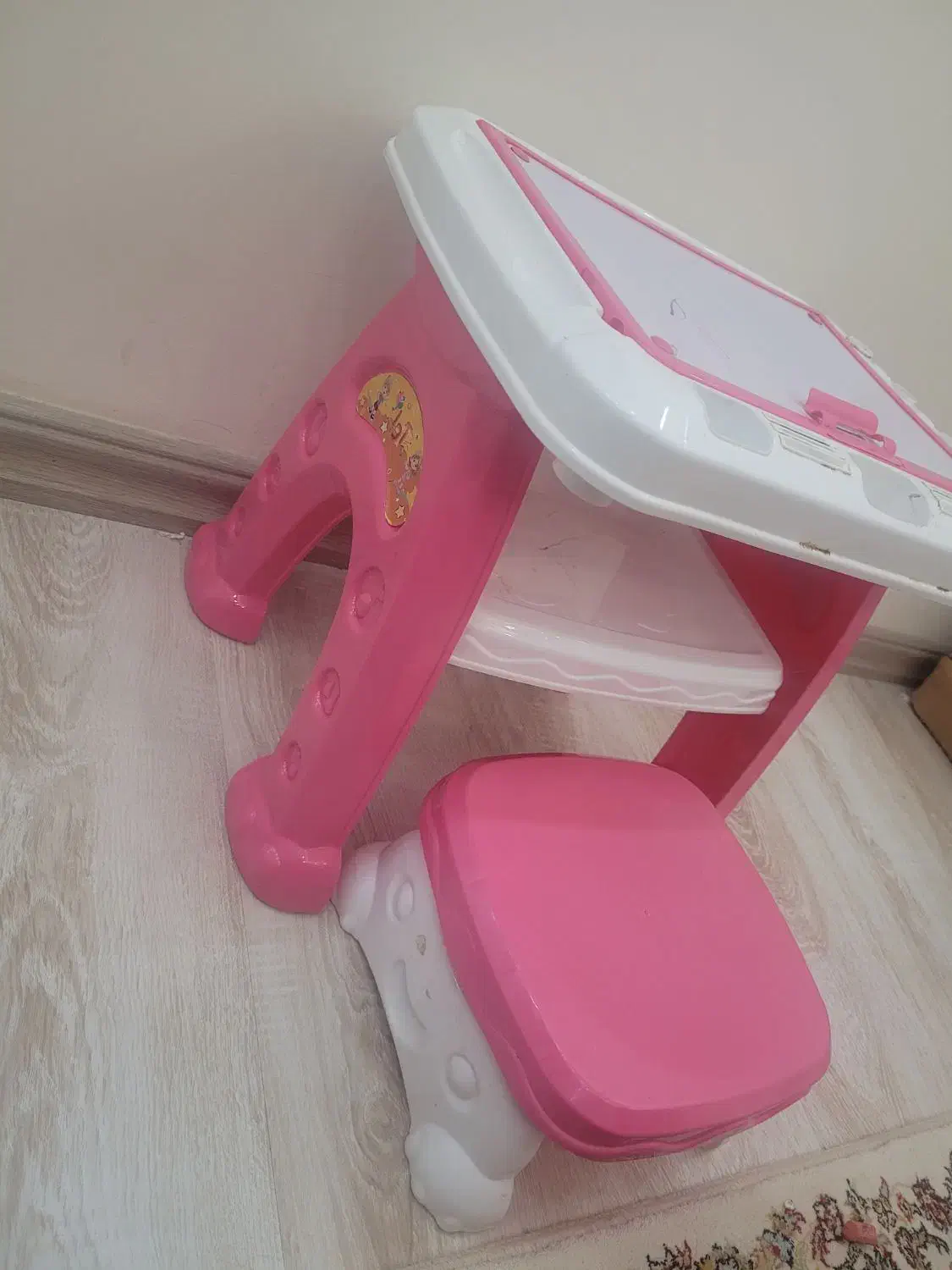 میز تحریر|میز تحریر و کامپیوتر|اردبیل, |دیوار