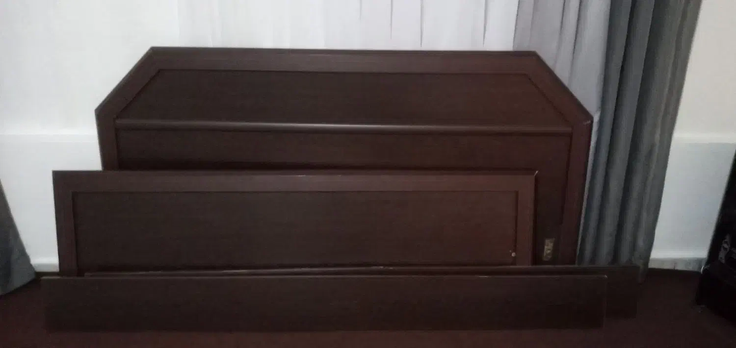 تخت دونفره|تخت و سرویس خواب|بومهن, |دیوار