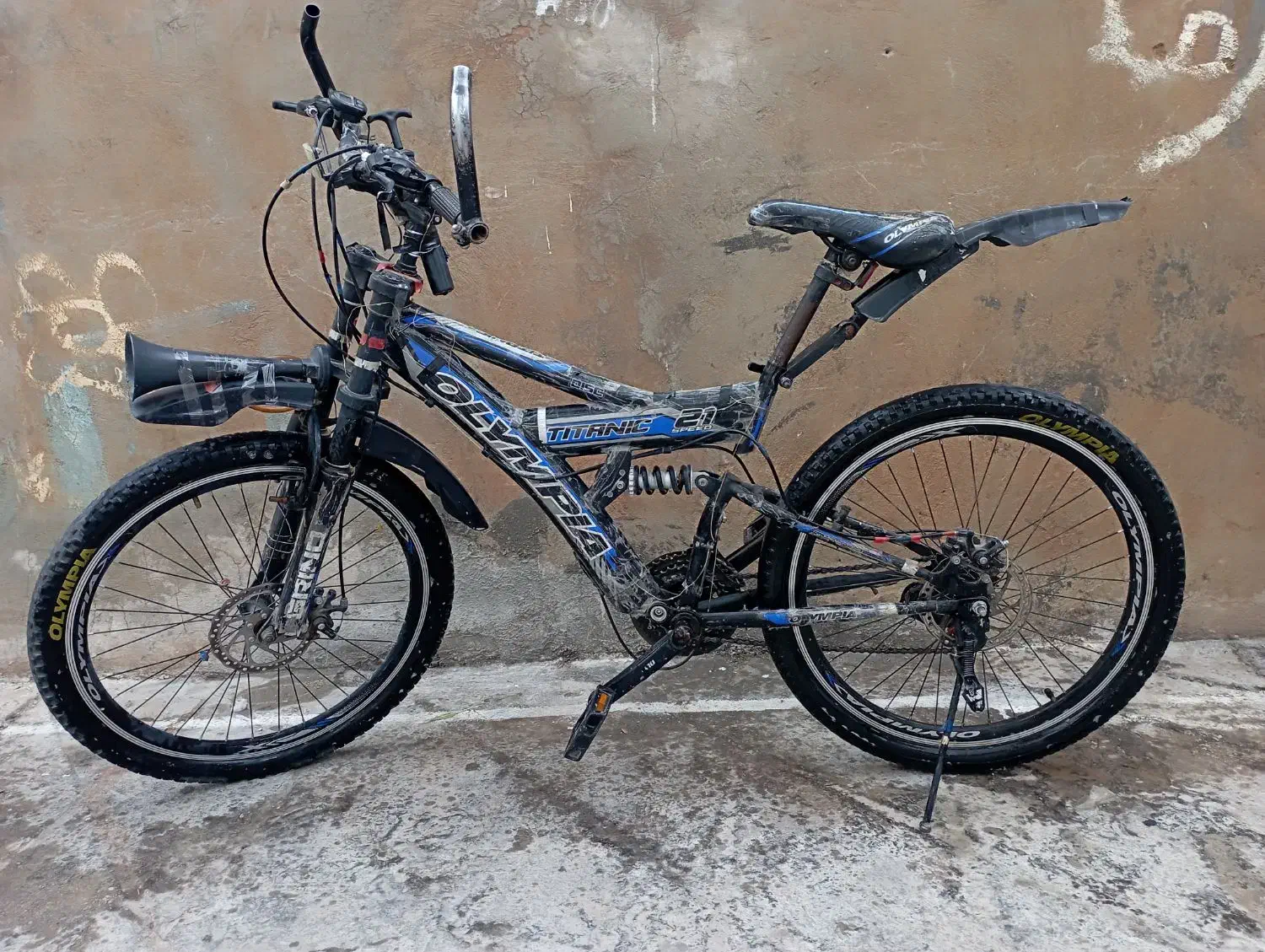 دوچرخه المپیا در حد نو|دوچرخه، اسکیت، اسکوتر|ایوان, |دیوار