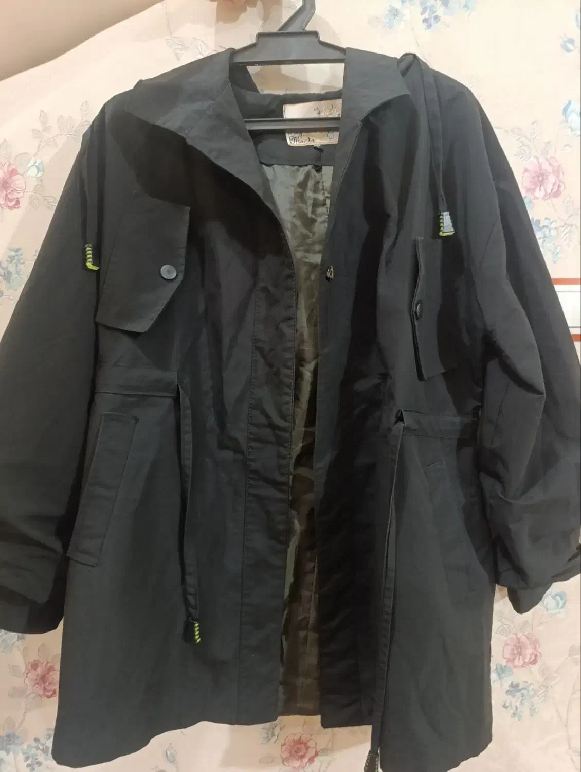 بارونی آستر دار|لباس|املش, |دیوار