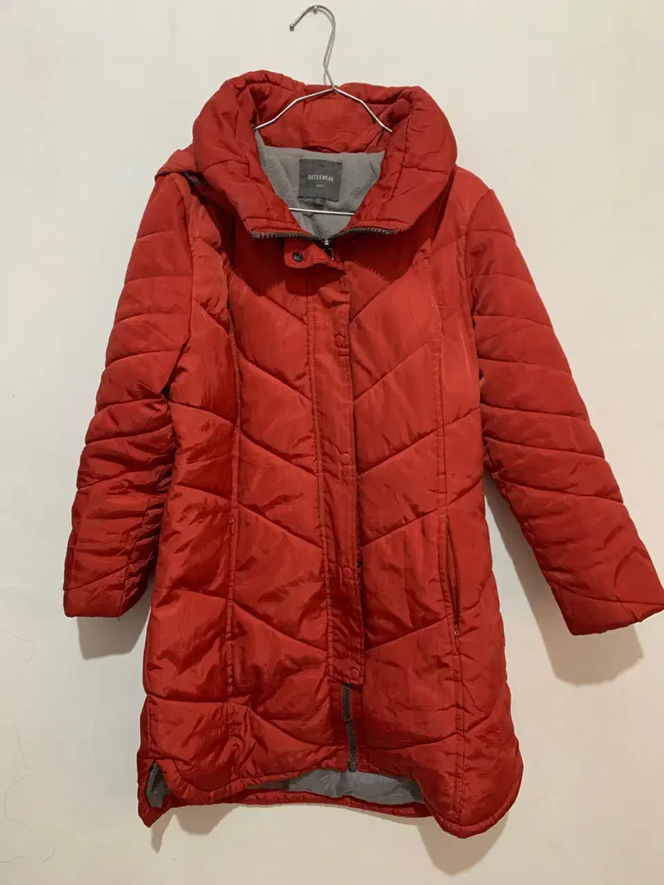 کاپشن. مجلسی|لباس|میانه, |دیوار