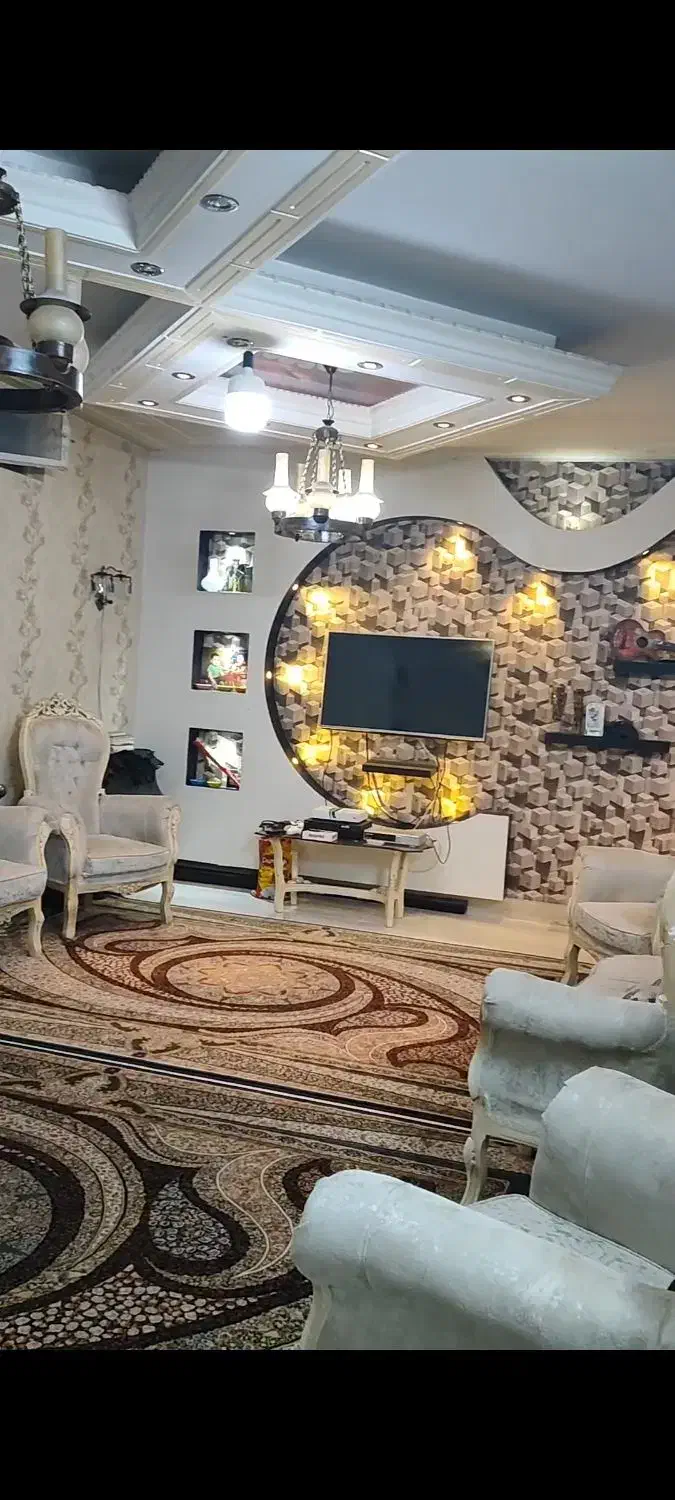 رهن منزل دوخوابه|اجارهٔ آپارتمان|شیراز, شریف‌آباد|دیوار