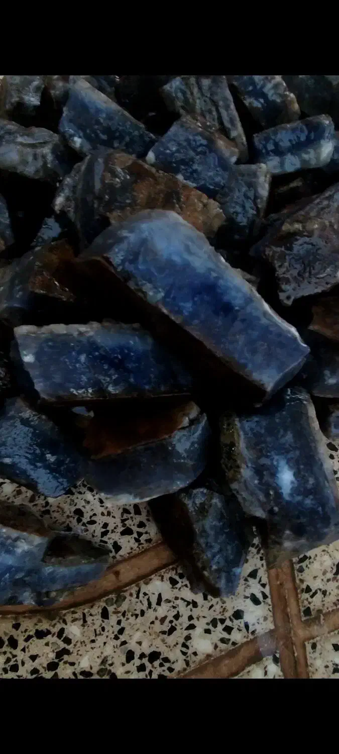 سنگ آبی  خراسان جنوبی|جواهرات|اصفهان, دانشگاه اصفهان|دیوار