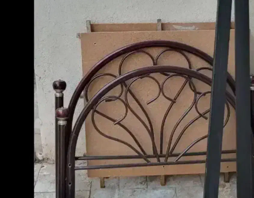 تخت خواب فرفژه|تخت و سرویس خواب|بروجن, |دیوار