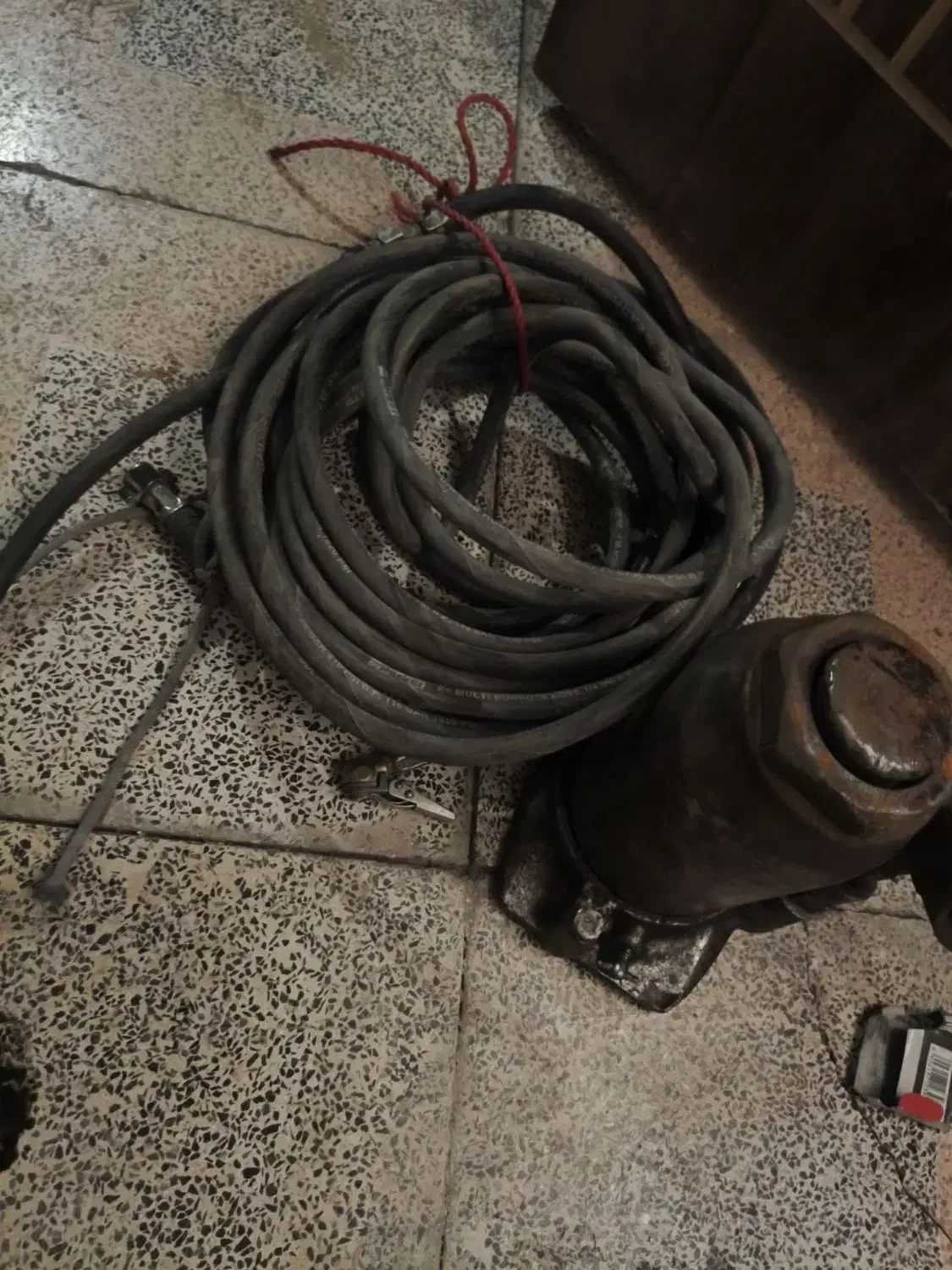 جک و شلنگ|ابزارآلات|شاهین‌شهر, شهرک ردانی پور|دیوار