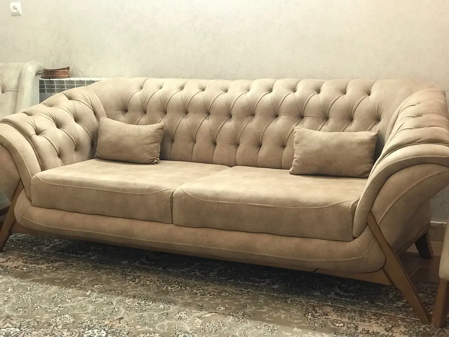 مبل چستر|مبلمان خانگی و میز عسلی|بروجرد, |دیوار