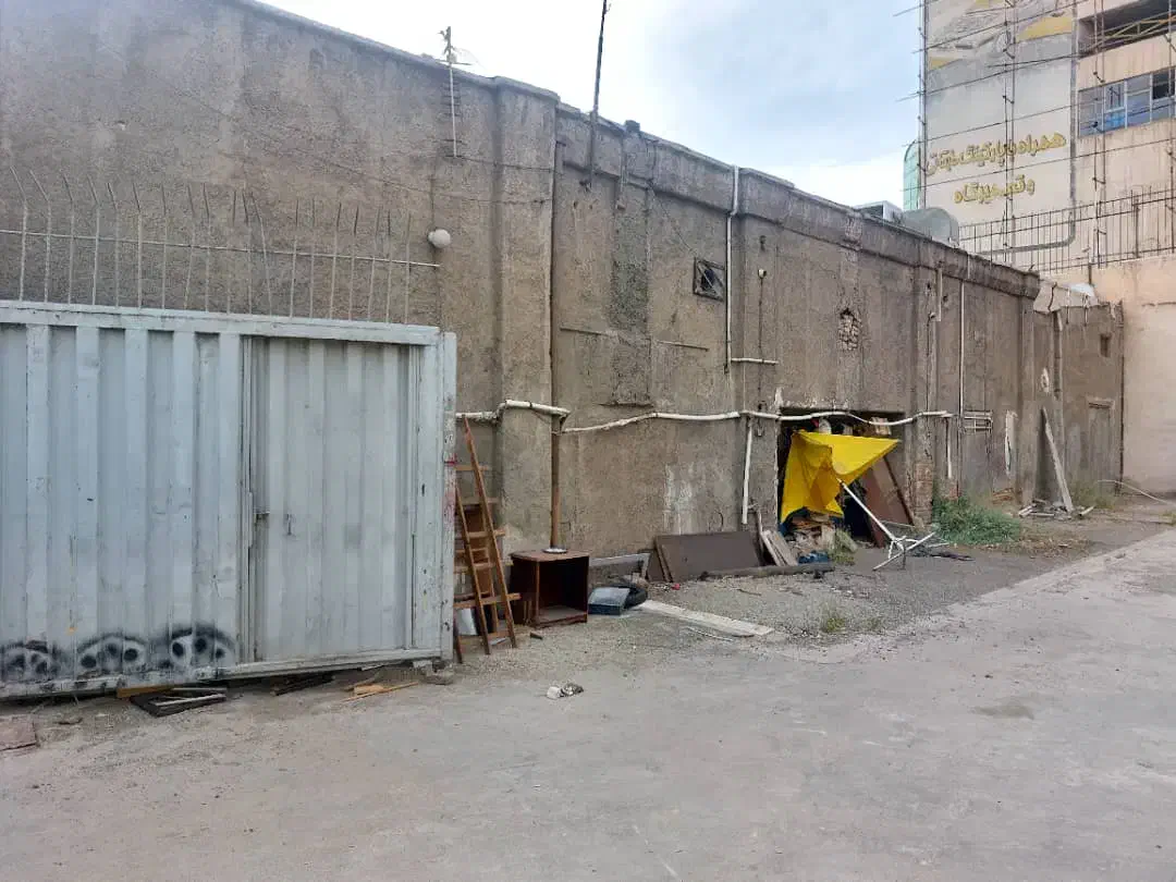 ۳۰۰ متر جهت انبار یا کاراژ یا تعمیرگاه|اجارهٔ مغازه و غرفه|تهران, امیریه|دیوار