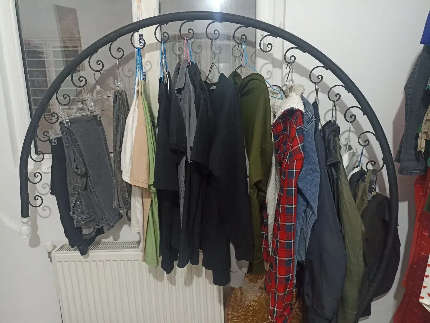 رگال دایره ای|بوفه، ویترین، کنسول|گرگان, |دیوار