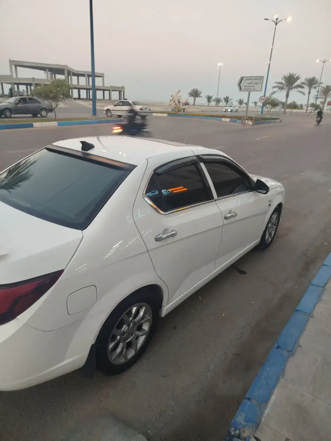 دنا پلاس توربو اتوماتیک ۹۹|خودرو سواری و وانت|بندرعباس, |دیوار