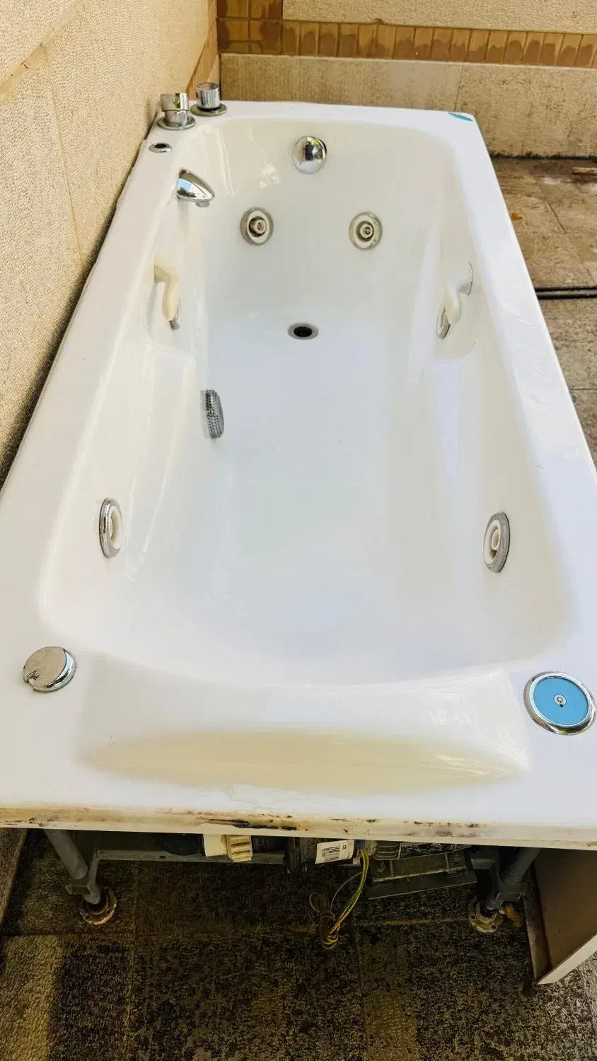 فروش یک دستگاه جکوزی در حد نو|لوازم حمام|شیراز, ستارخان|دیوار