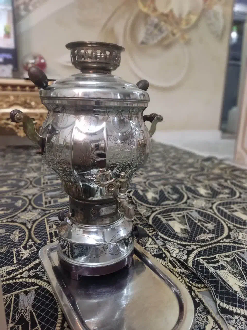 سماور گازی با سینی استیل|سماور، چای‌ساز، قهوه‌ساز|گلستان (تهران), |دیوار