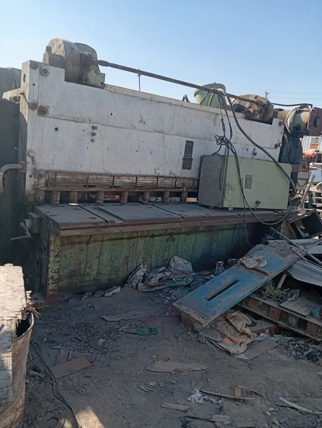 قیچی ورق بر روسی ۲۰میل بر۳متری|ماشین‌آلات صنعتی|بهارستان, |دیوار