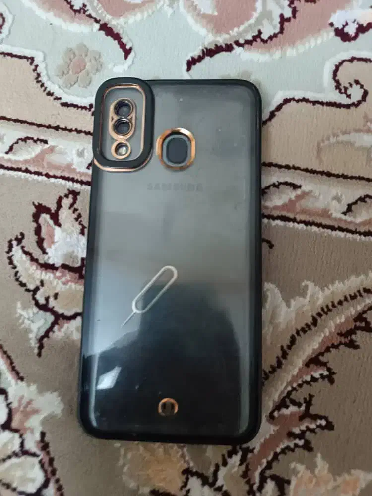 یک گوشی سامسونگ A20 به فروش می‌رسد|موبایل|جم, |دیوار