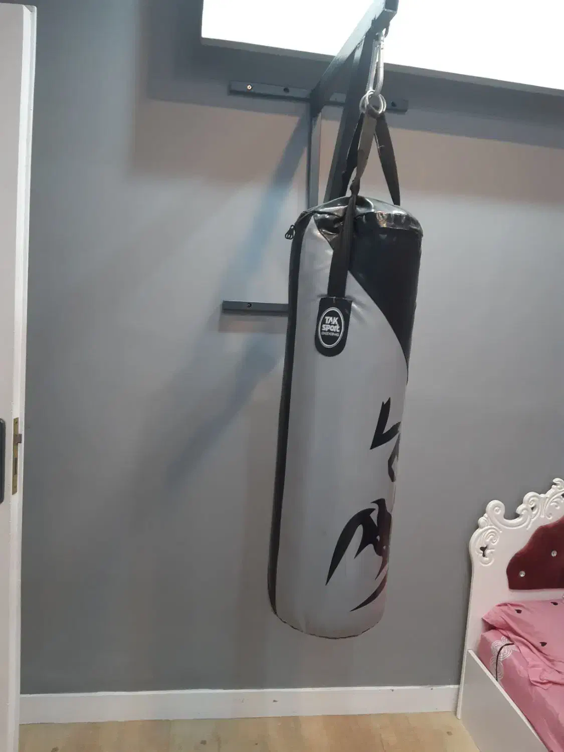 کیسه بوکس با پایه دیواری|تجهیزات ورزشی|رشت, شهرک آیت الله منتظری|دیوار