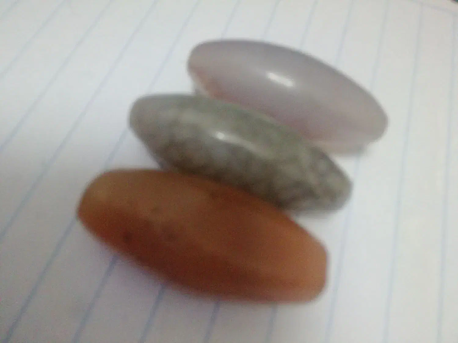 سنگ و مهره قدیمی|کلکسیون اشیاء عتیقه|خاش, |دیوار