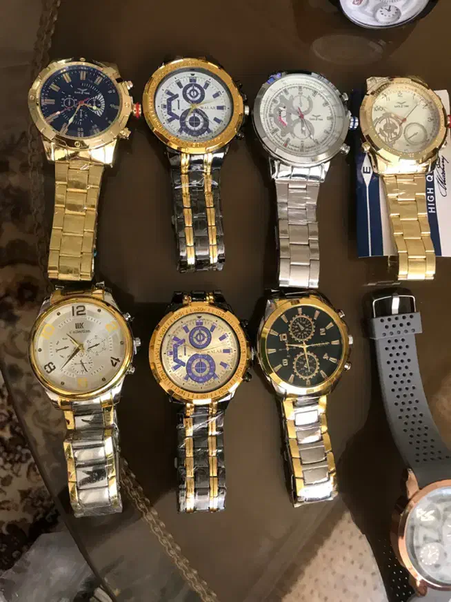 ساعت مچی ۲۰ عدد زیر قیمت بازار اکبند|ساعت|بانه, |دیوار