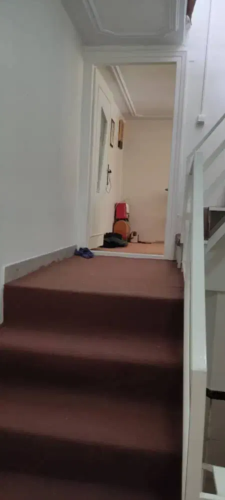 یکباب خانه حیاطی باسازی شده قابل سکونت