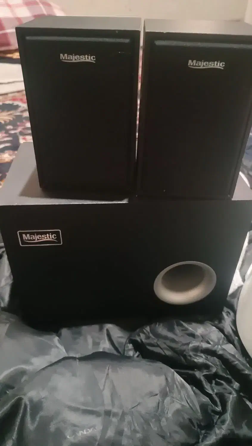 دو عدد بلندگو سالم قیمت مناسب|سیستم صوتی خانگی|تهران, راه آهن|دیوار