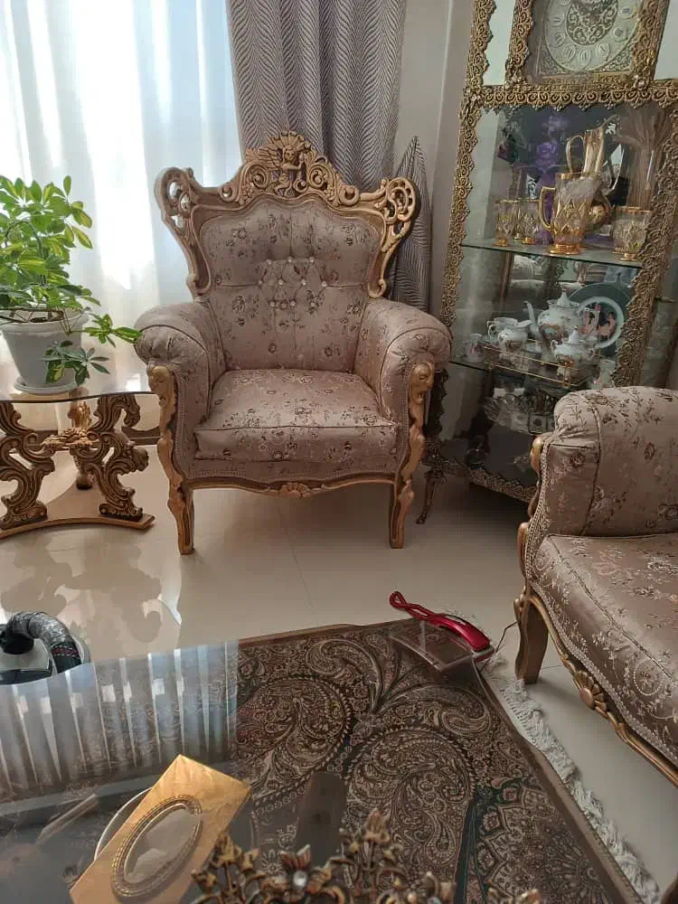 مبلمان استیل 9 نفره با دو عسلی و یک جلو مبلی|مبلمان خانگی و میز عسلی|تهران, نازی‌آباد|دیوار