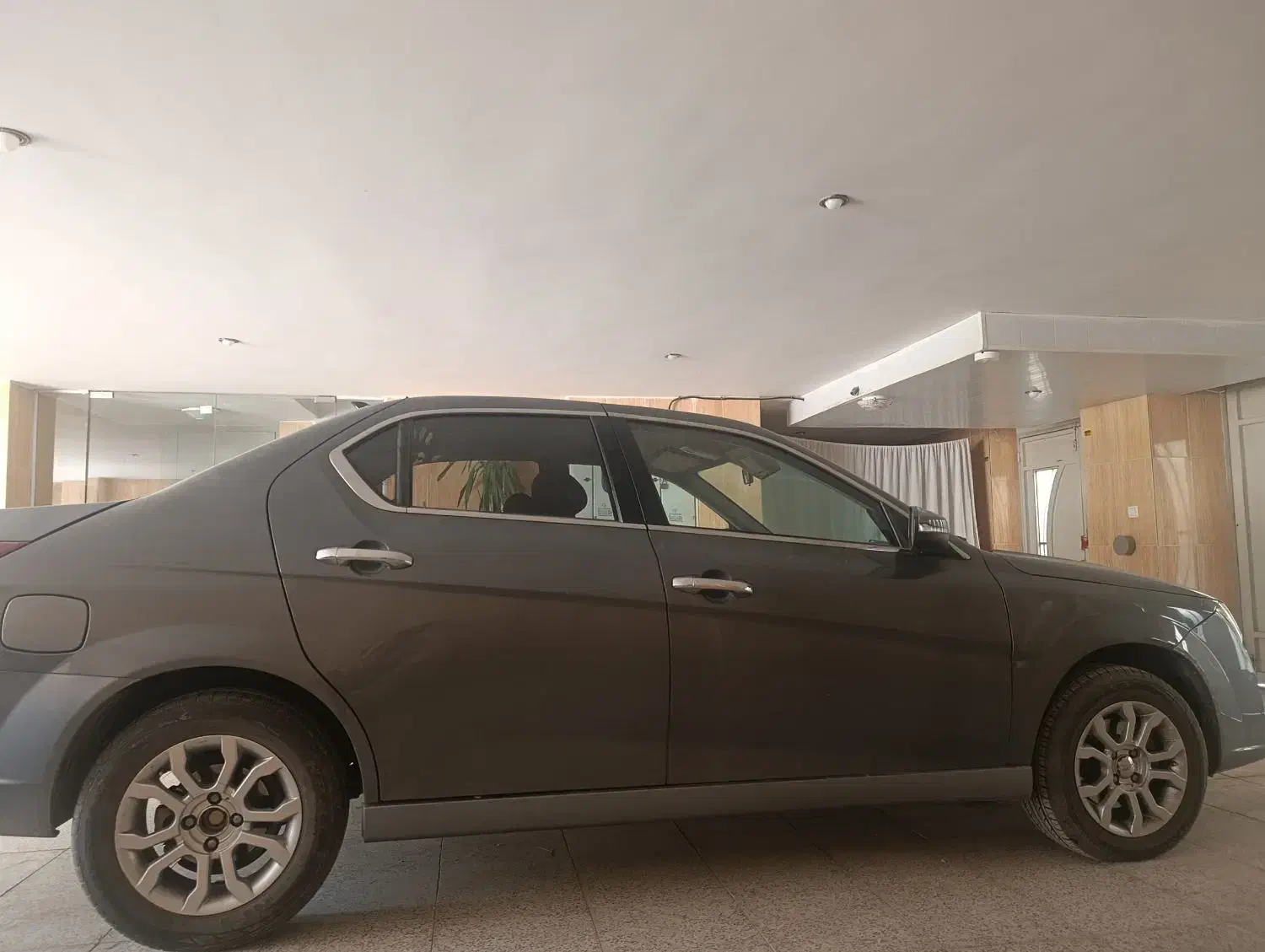 دنا پلاس|خودرو سواری و وانت|اصفهان, مارچین|دیوار