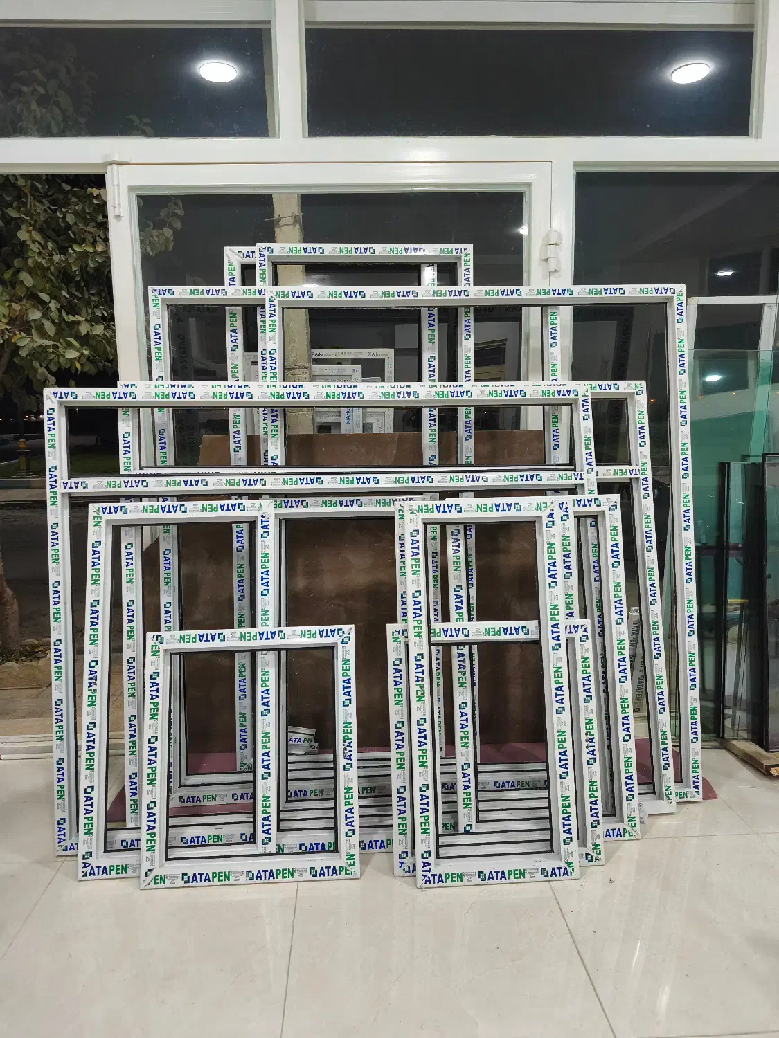 تولید درب وپنجره دوجداره استاروین|مصالح و تجهیزات ساختمان|میاندوآب, |دیوار