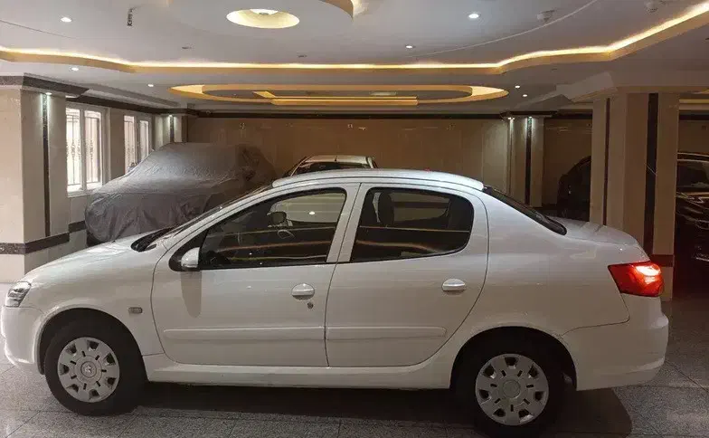 رانا پلاس 1400 بی رنگ کارمندی|خودرو سواری و وانت|محمودآباد, |دیوار