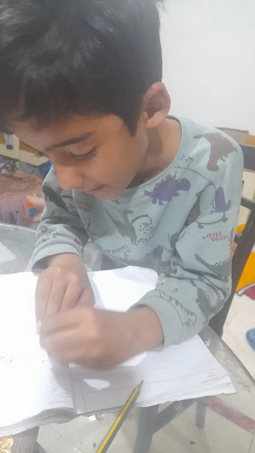 پرستار کودک جهت آموزش|استخدام آموزشی|تاکستان, |دیوار