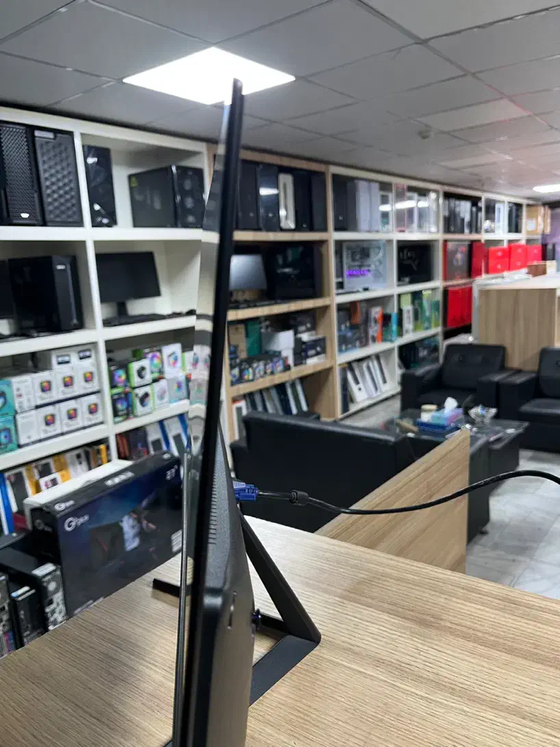 مانیتور فوق نازک فریم لس|قطعات و لوازم جانبی رایانه|کرج, شهرک فهمیده|دیوار