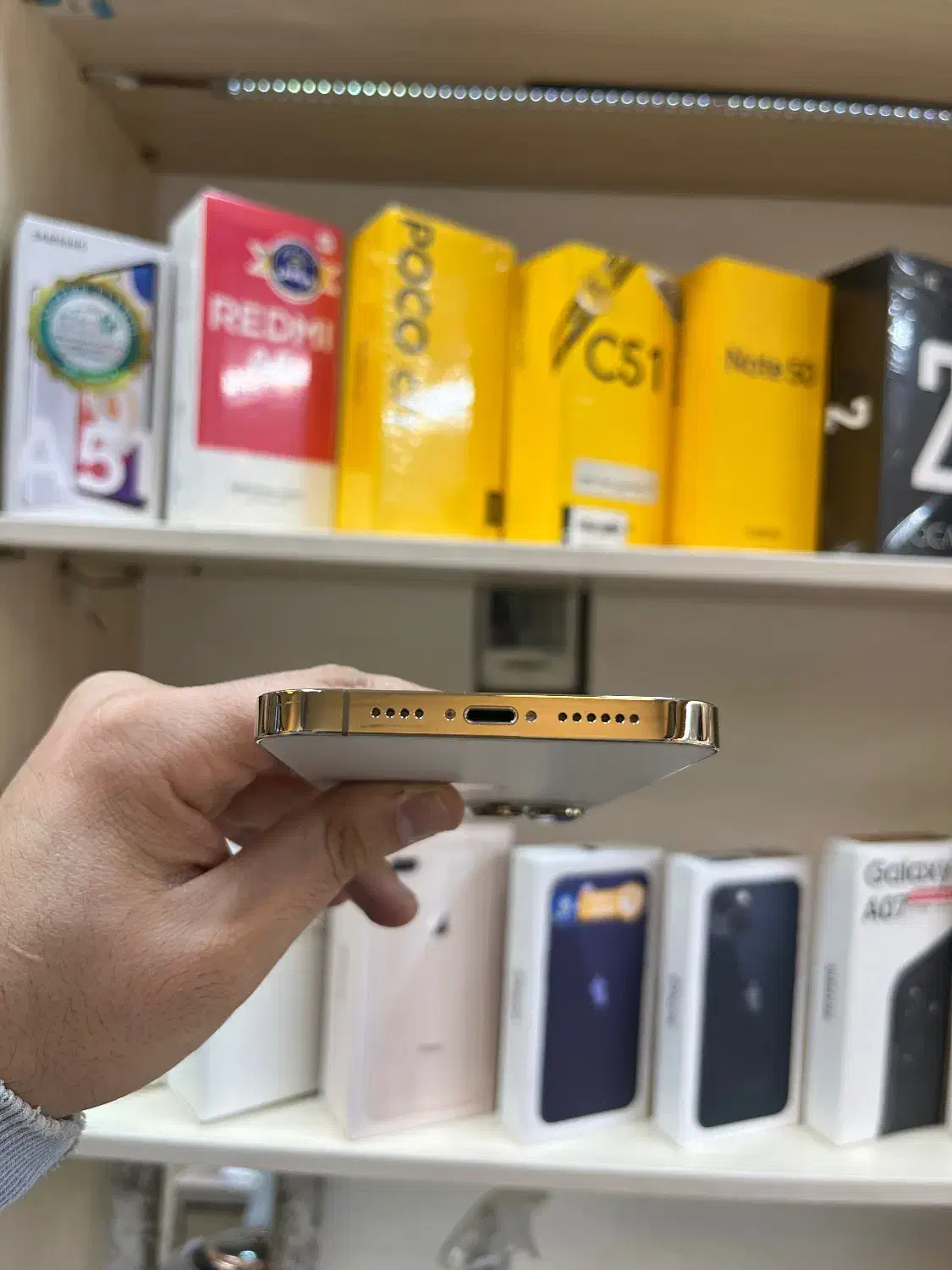 ۱۳پرو مکس|موبایل|تهران, فردوسی|دیوار