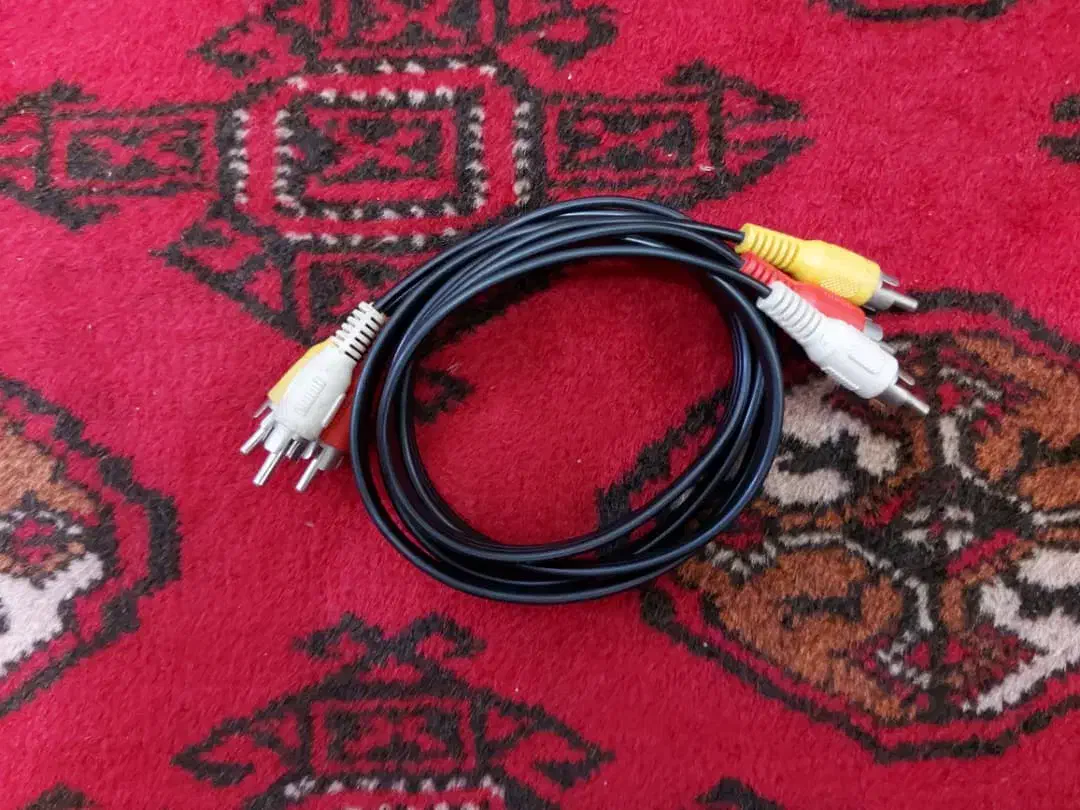 کابل RCA سه به سه (صوت و تصویر) سالم|سیستم صوتی خانگی|فردیس, داوری|دیوار