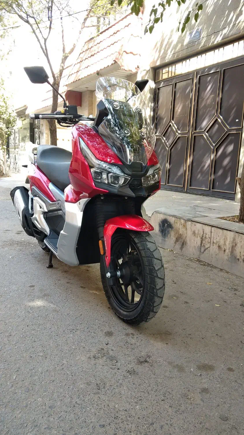 هوندا ADV تکتاز تایوانی 1402 بدون تصادفی|موتورسیکلت|قم, سالاریه|دیوار