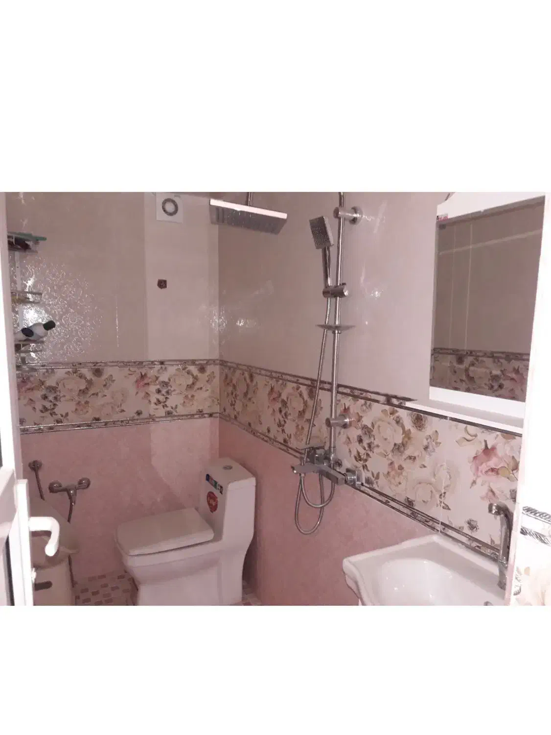 منزل فروشی شیک کوچه حسین پور|فروش خانه و ویلا|کاشان, ولیعصر|دیوار