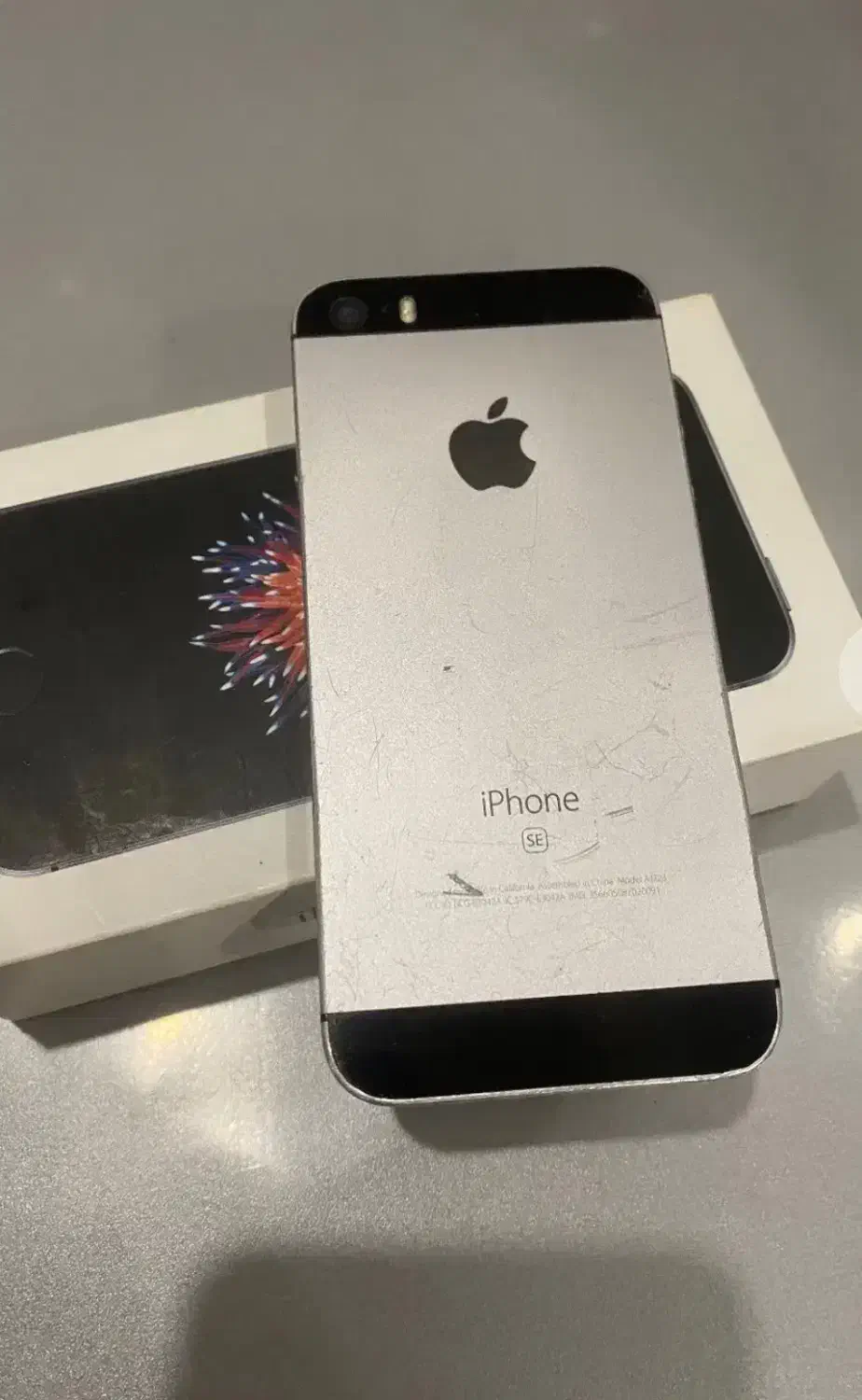 iPhone SE 2016 مشکی 32|موبایل|تهران, میرداماد|دیوار