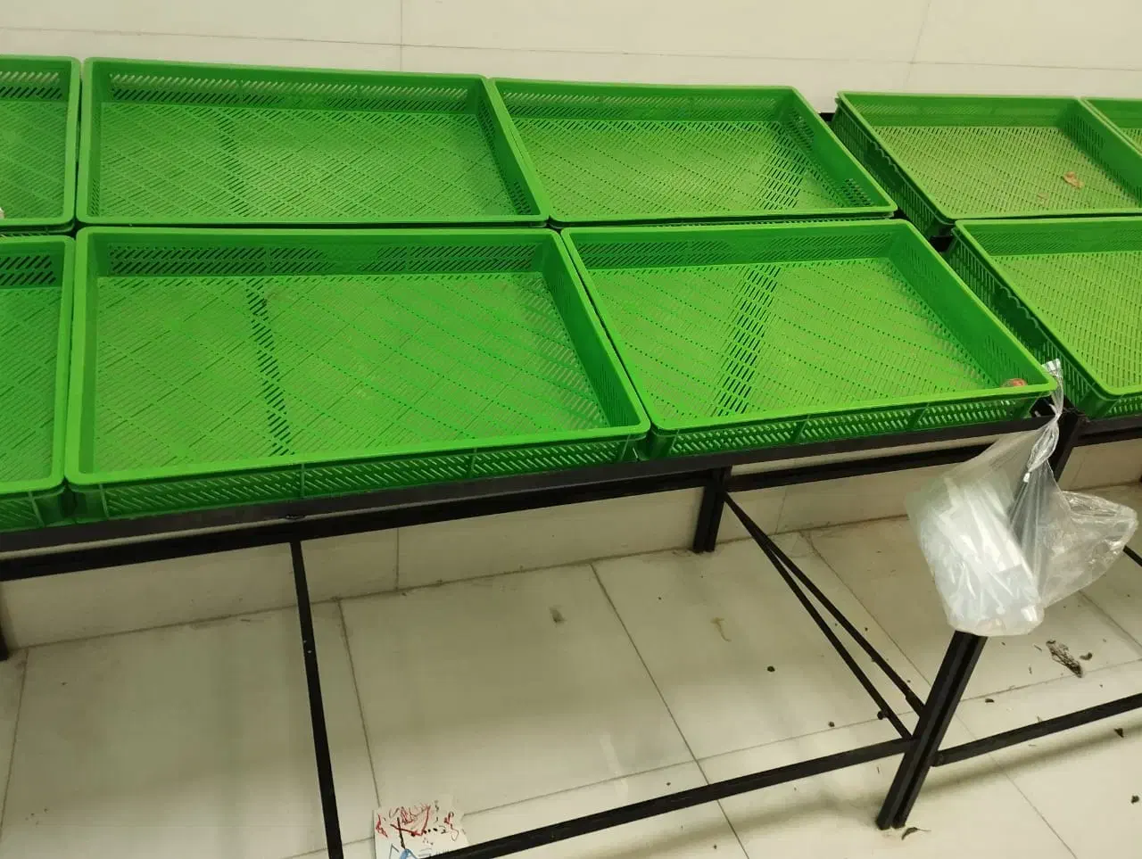 پالت میوه فروشی و میز برش و میوه فروشی و نانوایی|فروشگاه و مغازه|ورامین, ورامین|دیوار