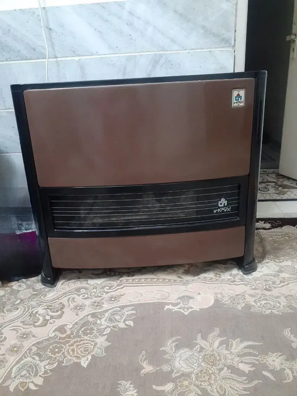 بخاری گازی سالم در حد نو ۳۵۰۰|بخاری، هیتر، شومینه|سبزوار, پاسداران|دیوار