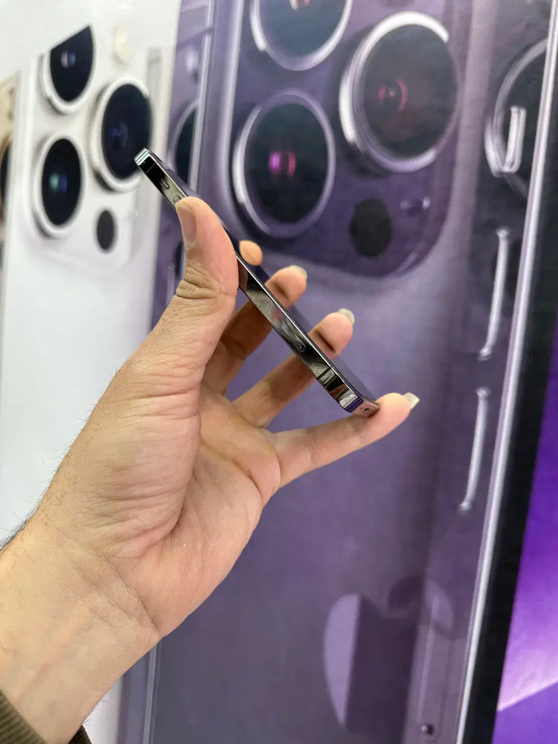 Iphone 12pro|موبایل|قم, چهل درخت|دیوار