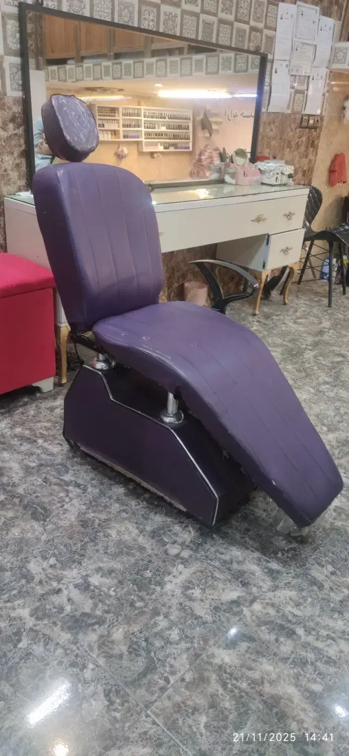 دوعدد صندلی اصلاح|آرایشگاه و سالن‌های زیبایی|ری, سیزده آبان|دیوار