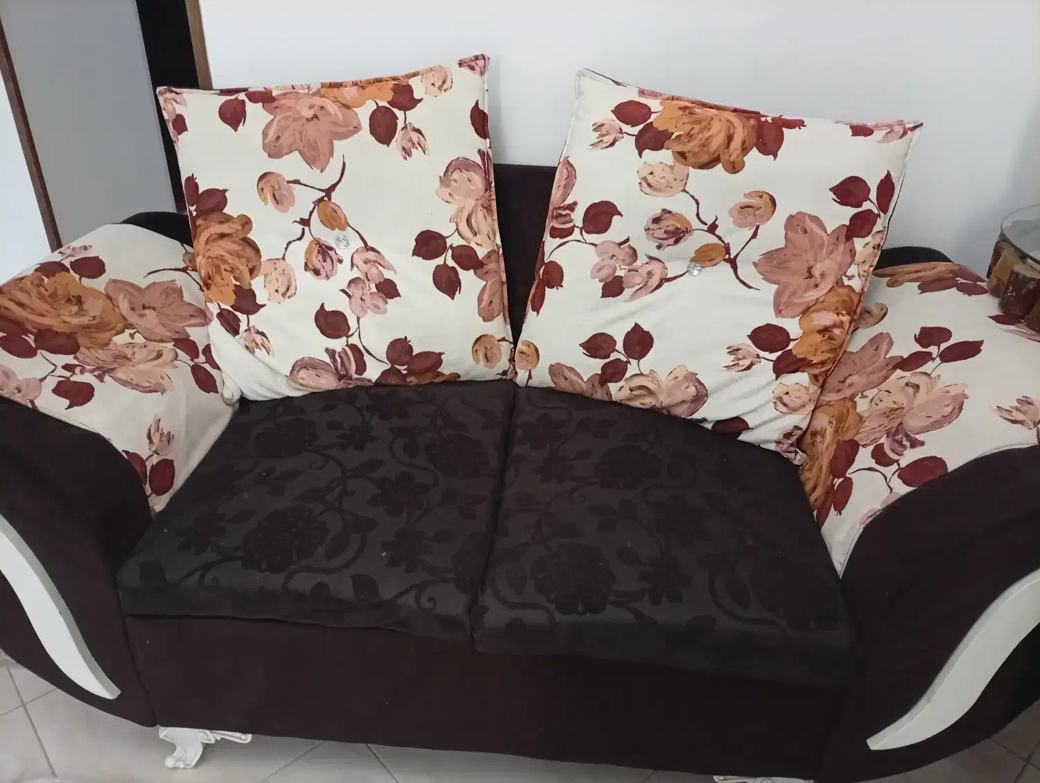 مبل|مبلمان خانگی و میز عسلی|قدس, شهر‌قدس|دیوار