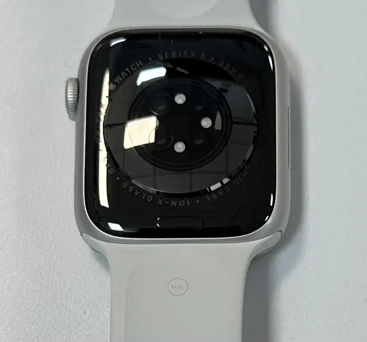 اپل واچ سری ۸ ۴۵ میلیمتر رنگ سیلور|لوازم جانبی موبایل و تبلت|تهران, الهیه|دیوار