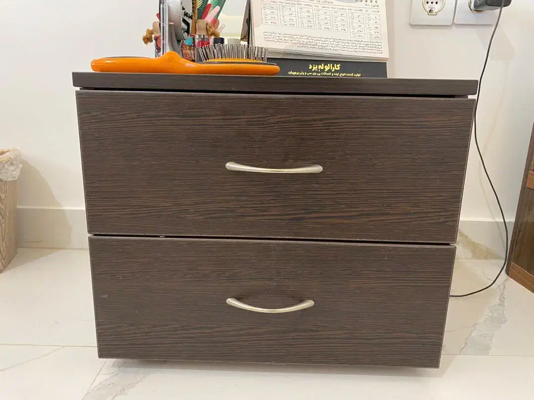 تخت دونفره تمام ام دی اف به همراه یک‌پاتختی|تخت و سرویس خواب|لاهیجان, گلستان|دیوار