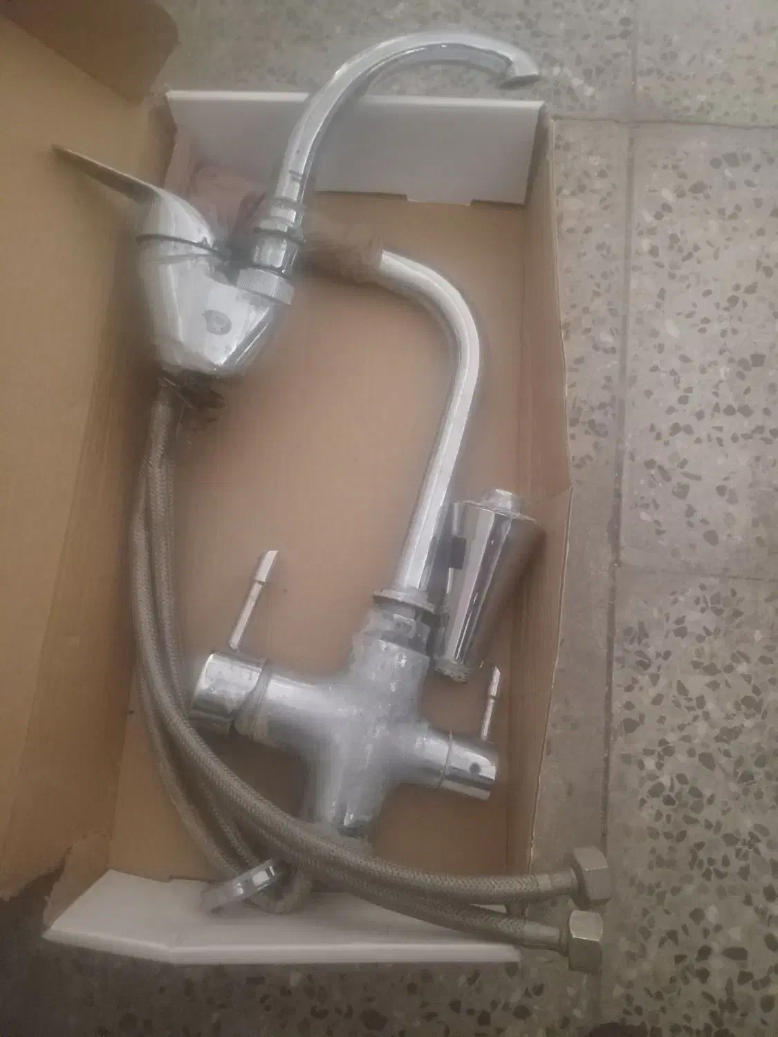 شیر آلات کارکرده|لوازم سرویس بهداشتی|پردیس, سیاه سنگ|دیوار